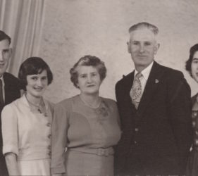 Peter, Eileen, Floss, Charlie & Clare Abbott
